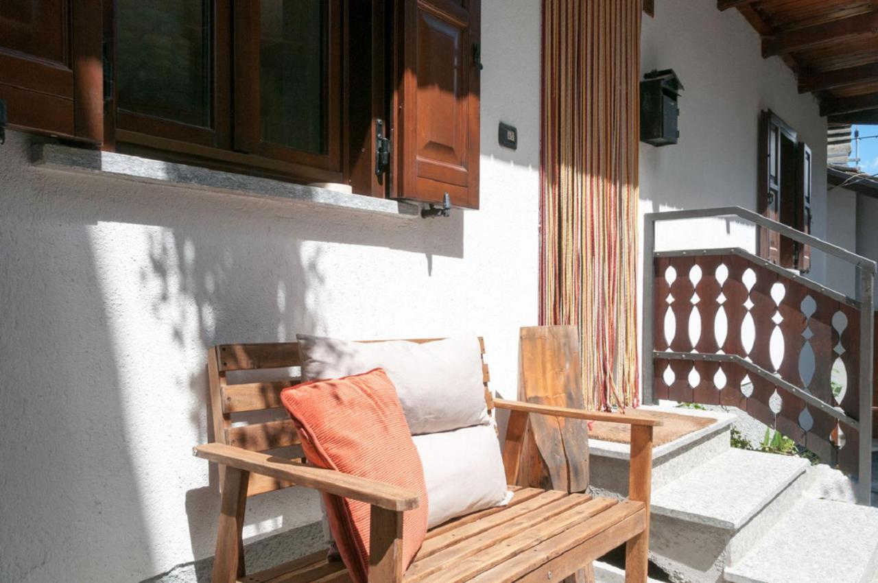 La Crotta Gignod - Cir Vda Gignod 002 Lägenhet Aosta Exteriör bild